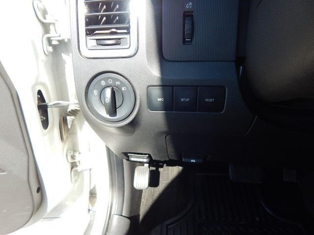 2012 Ford Escape FWD 4dr Limited