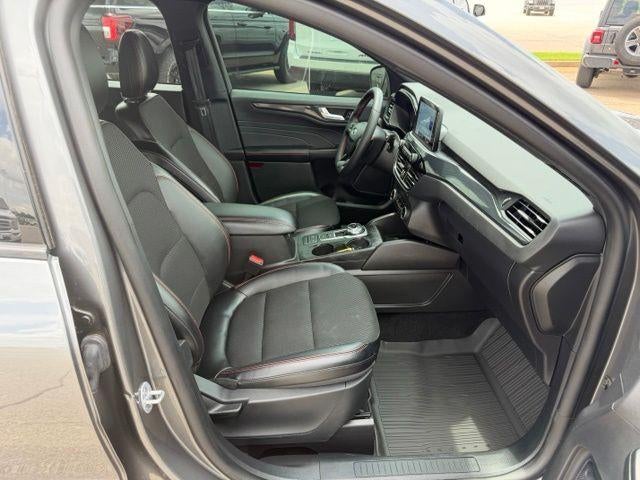2025 Ford Escape ST-Line FWD