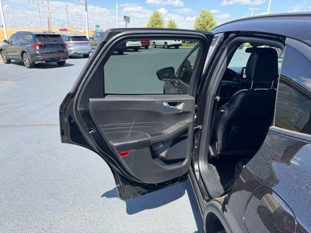 2025 Ford Escape ST-Line Select AWD
