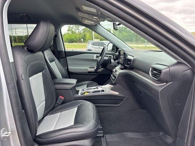 2022 Ford Explorer XLT 4WD