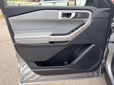 2022 Ford Explorer XLT 4WD