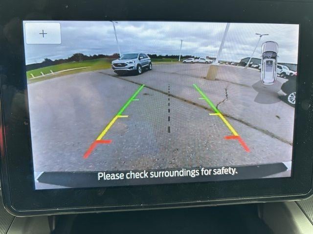 2022 Ford Explorer XLT 4WD