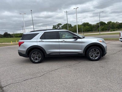 2022 Ford Explorer XLT 4WD