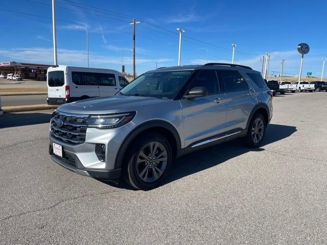 2025 Ford Explorer Active 4WD