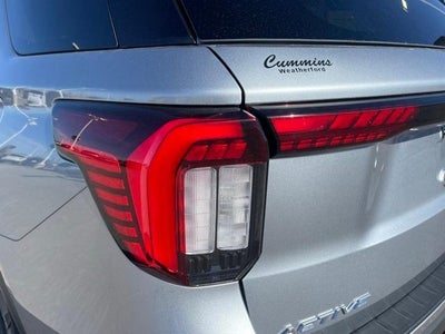 2025 Ford Explorer Active 4WD