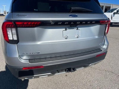 2025 Ford Explorer Active 4WD