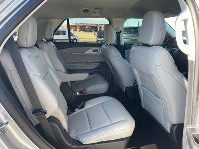 2025 Ford Explorer Active 4WD