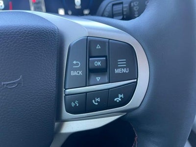 2025 Ford Explorer Active 4WD