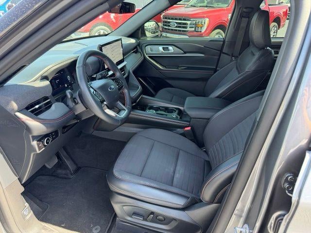 2025 Ford Explorer ST-Line 4WD
