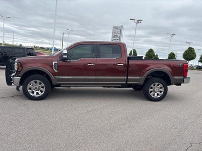 2017 Ford Super Duty F-250 SRW King Ranch 4WD Crew Cab 6.75' Box