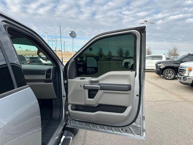 2022 Ford Super Duty F-250 SRW XLT 4WD Crew Cab 6.75' Box