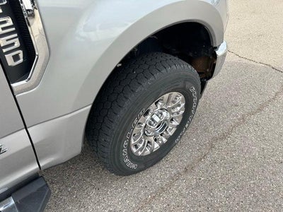 2022 Ford Super Duty F-250 SRW XLT 4WD Crew Cab 6.75' Box