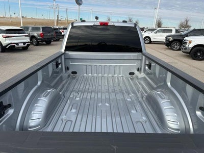 2022 Ford Super Duty F-250 SRW XLT 4WD Crew Cab 6.75' Box