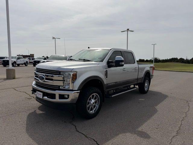 2019 Ford Super Duty F-250 SRW LARIAT 4WD Crew Cab 6.75' Box