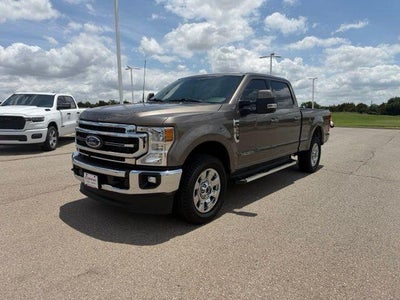 2022 Ford Super Duty F-250 SRW LARIAT 4WD Crew Cab 6.75' Box