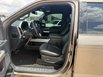 2022 Ford Super Duty F-250 SRW LARIAT 4WD Crew Cab 6.75' Box