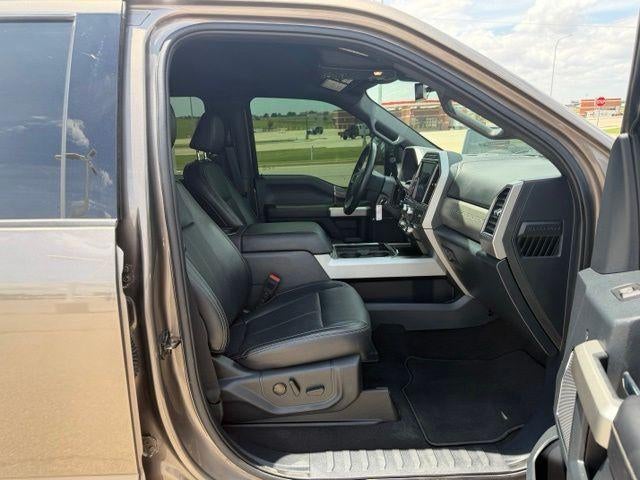 2022 Ford Super Duty F-250 SRW LARIAT 4WD Crew Cab 6.75' Box