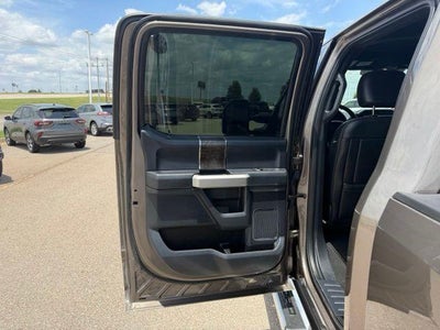 2022 Ford Super Duty F-250 SRW LARIAT 4WD Crew Cab 6.75' Box
