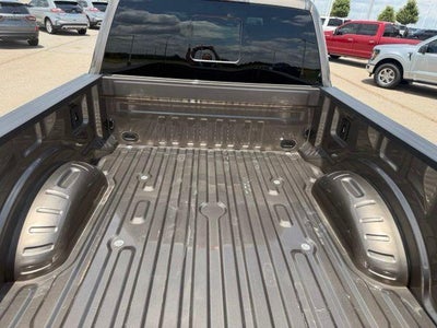 2022 Ford Super Duty F-250 SRW LARIAT 4WD Crew Cab 6.75' Box
