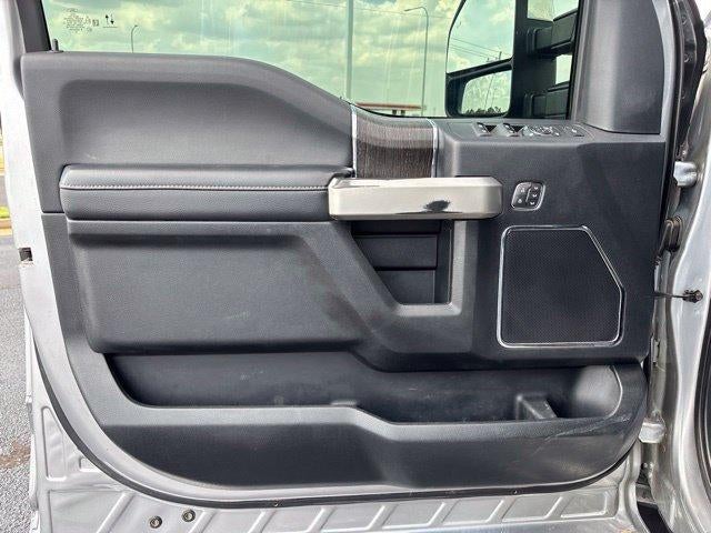 2020 Ford Super Duty F-250 SRW LARIAT 4WD Crew Cab 6.75' Box