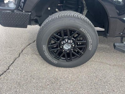 2022 Ford Super Duty F-250 SRW LARIAT 4WD Crew Cab 6.75' Box