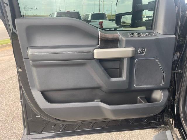 2022 Ford Super Duty F-250 SRW LARIAT 4WD Crew Cab 6.75' Box