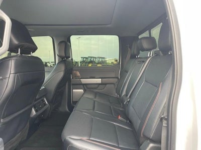 2024 Ford Super Duty F-250 SRW LARIAT 4WD Crew Cab 6.75' Box