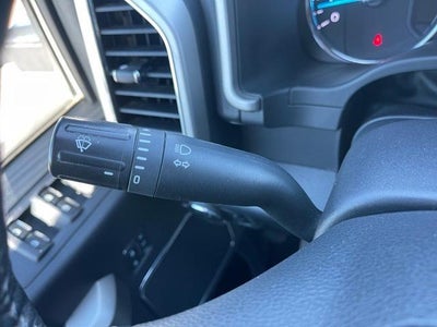 2022 Ford Super Duty F-250 SRW LARIAT 4WD Crew Cab 6.75' Box