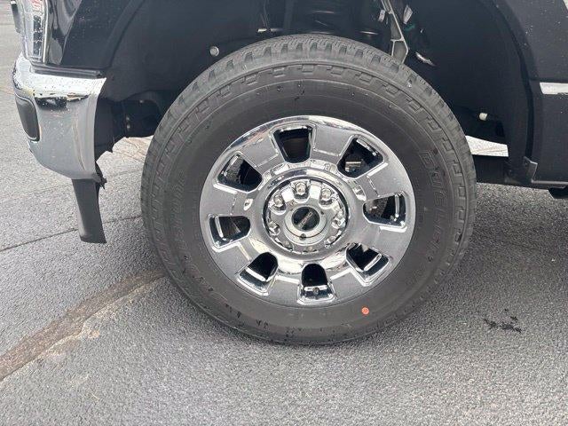 2023 Ford Super Duty F-250 SRW LARIAT 4WD Crew Cab 6.75' Box