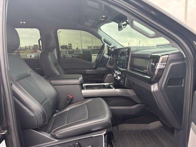 2023 Ford Super Duty F-250 SRW LARIAT 4WD Crew Cab 6.75' Box