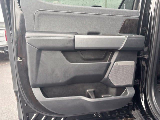 2023 Ford Super Duty F-250 SRW LARIAT 4WD Crew Cab 6.75' Box