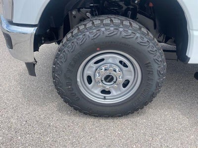 2025 Ford Super Duty F-250 SRW XL 4WD Crew Cab 6.75' Box