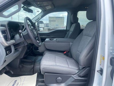 2025 Ford Super Duty F-250 SRW XL 4WD Crew Cab 6.75' Box