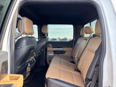 2024 Ford Super Duty F-350 SRW LARIAT 4WD Crew Cab 6.75' Box