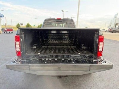 2022 Ford Super Duty F-350 DRW LARIAT 4WD Crew Cab 8' Box