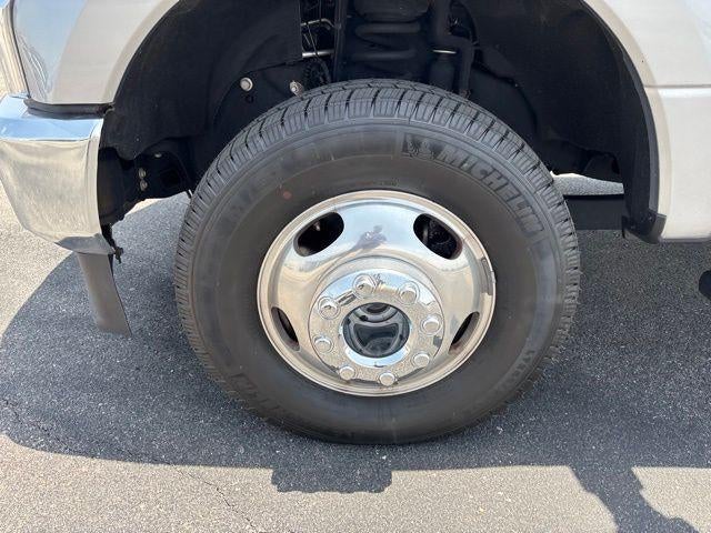 2020 Ford Super Duty F-350 DRW XL 4WD Crew Cab 8' Box
