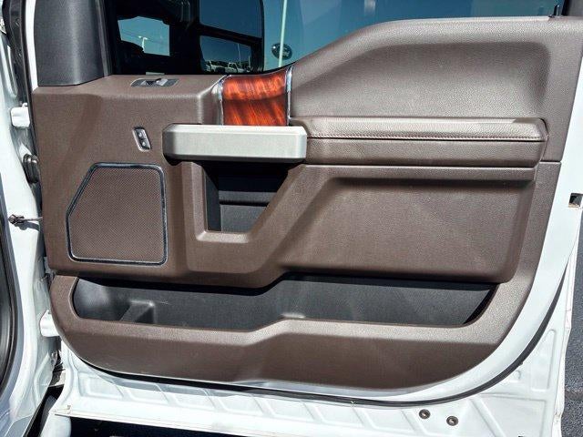 2020 Ford Super Duty F-350 DRW King Ranch 4WD Crew Cab 8' Box