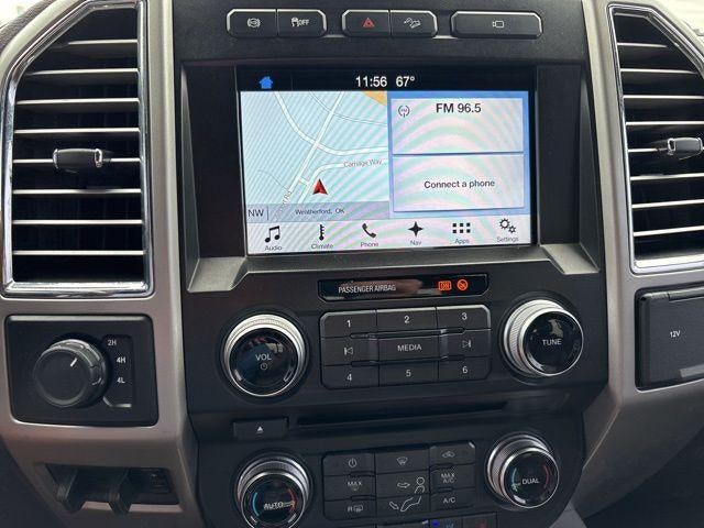 2017 Ford Super Duty F-450 DRW King Ranch 4WD Crew Cab 8' Box