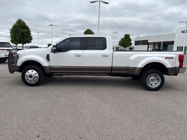 2017 Ford Super Duty F-450 DRW King Ranch 4WD Crew Cab 8' Box