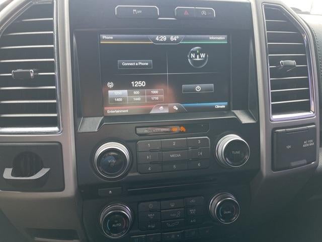 2015 Ford F-150 2WD SuperCrew 5-1/2 Ft Box Lariat