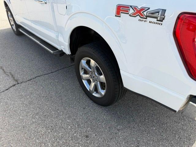 2022 Ford F-150 LARIAT 4WD SuperCrew 5.5' Box