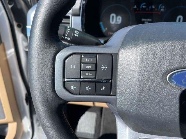 2023 Ford F-150 LARIAT 4WD SuperCrew 5.5' Box