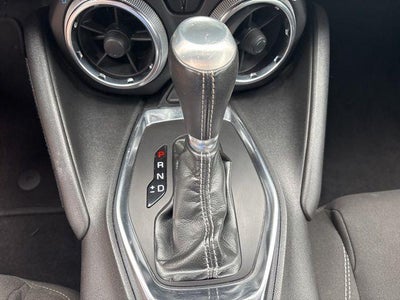 2019 Chevrolet Camaro 2dr Coupe 1LT