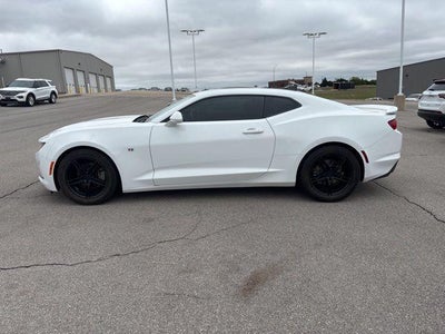2019 Chevrolet Camaro 2dr Coupe 1LT