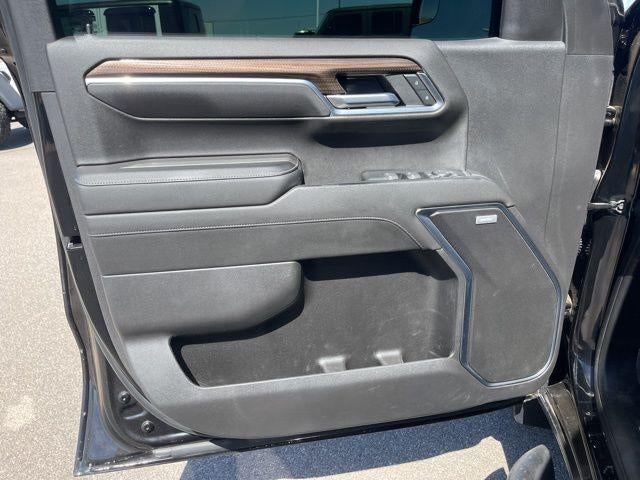 2022 Chevrolet Silverado 1500 Crew Cab Short Box 4-Wheel Drive RST