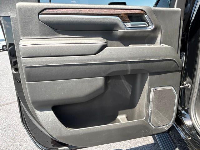 2025 GMC Sierra 3500 HD CC 4WD Crew Cab 177" WB, 60" CA SLE