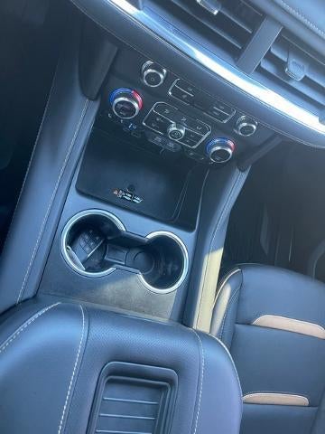 2024 GMC Yukon 4WD 4dr AT4