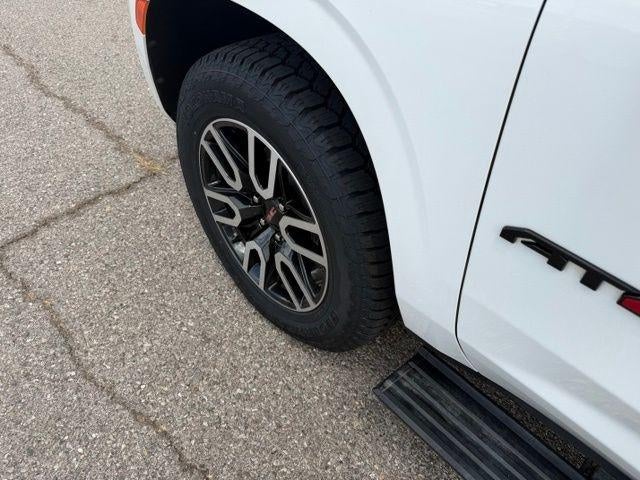 2024 GMC Yukon 4WD 4dr AT4