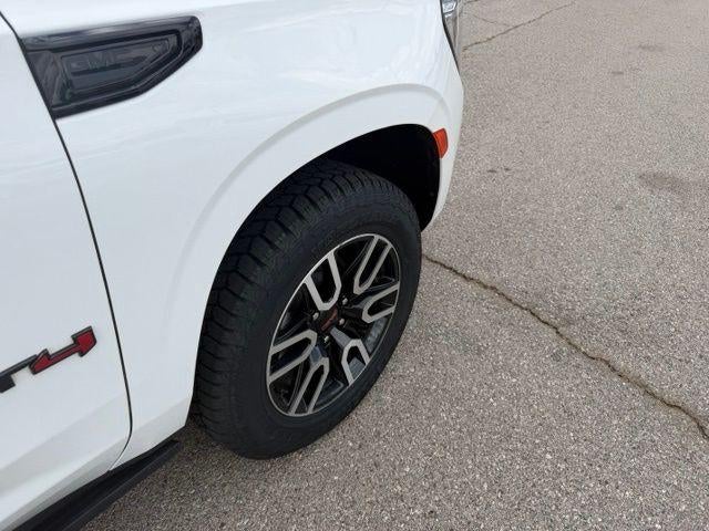 2024 GMC Yukon 4WD 4dr AT4