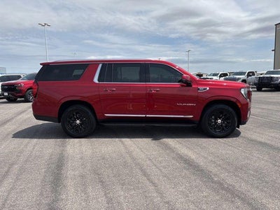 2022 GMC Yukon XL 4WD 4dr SLT
